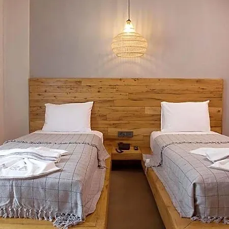 Hotell Dmira (adults Only)