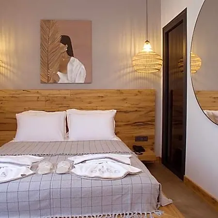 Hotell Dmira (adults Only)